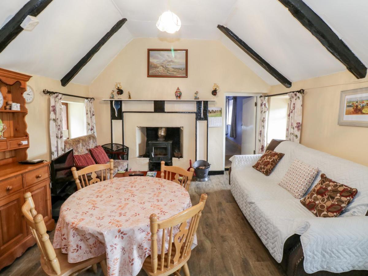 The Thatched Cottage Liscarney Exterior photo
